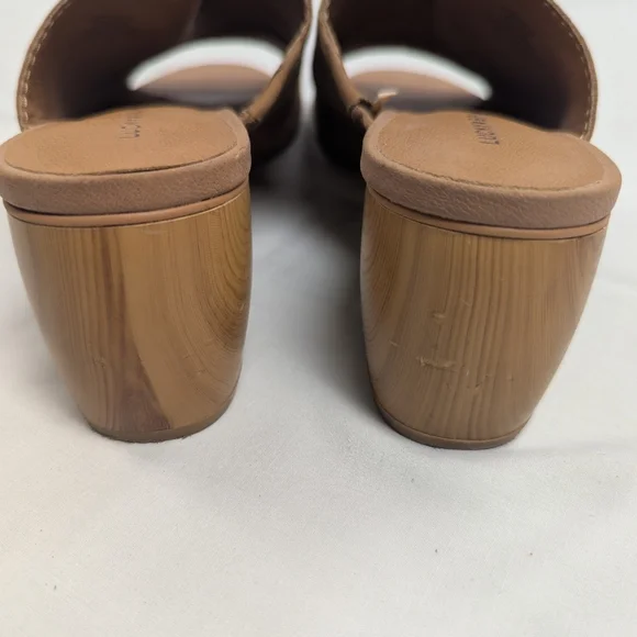 Lucky Brand Leather Mules With Wood Grain Heels - Picture 9 of 13
